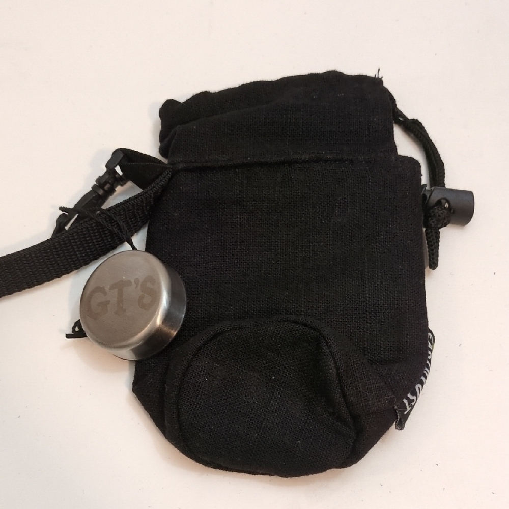 Earthlust water bottle holder